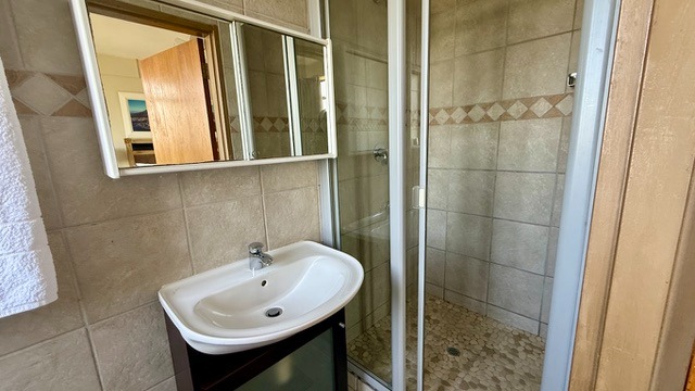 To Let 5 Bedroom Property for Rent in Sunset Beach Western Cape
